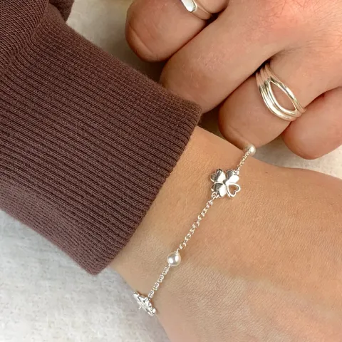 Kleeblatt Armband aus Silber und Anhänger aus Silber