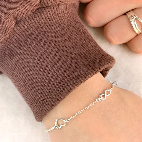 Herz infinity Armband aus Silber und Anhänger aus Silber