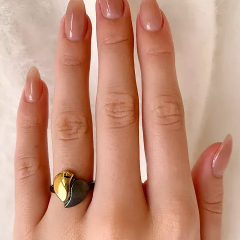 Herz Ring aus schwarzes rhodiniertes Silber mit vergoldetem Sterlingsilber