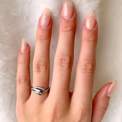 weißem Zirkon Ring aus Silber