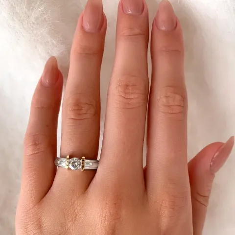 weißem Zirkon Ring aus Silber mit 8 karat Gold