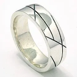 Ring aus oxidiertem Sterlingsilber