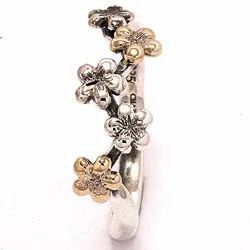 Ring aus oxidiertem Sterlingsilber mit 8 Karat Gold