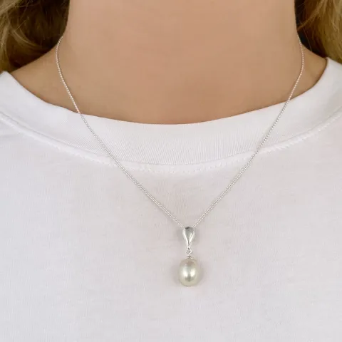 Perle Halskette aus Silber und Anhänger aus Silber