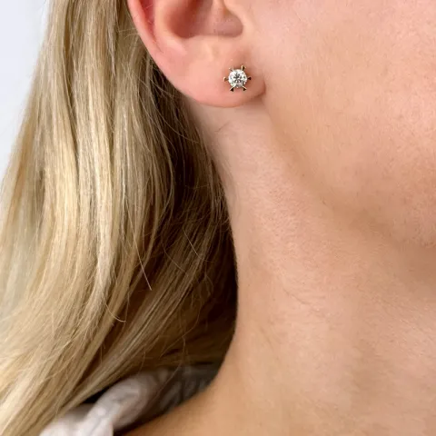 2 x 0,40 ct Solitärohrstecker in 14 Karat Gold mit Diamant