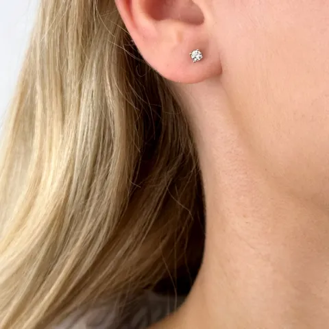 2 x 0,10 ct Solitärohrstecker in 14 Karat Weißgold mit Diamant