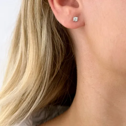 2 x 0,20 ct Solitärohrstecker in 14 Karat Weißgold mit Diamant