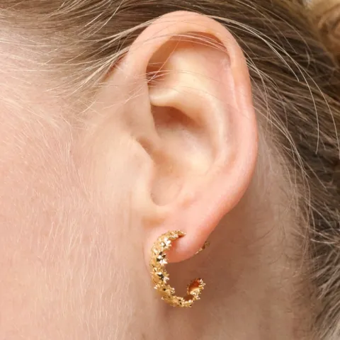 Enamel Sunshine Wreath Halbkreolen in vergoldetem Sterlingsilber