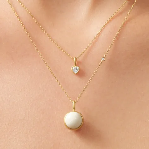 Julie Sandlau Amorina Herz Anhänger in vergoldetem Sterlingsilber weißem Zirkon