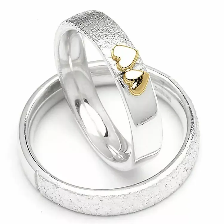 Trauringe von rs of scandinavia in Silber und Gelbgold