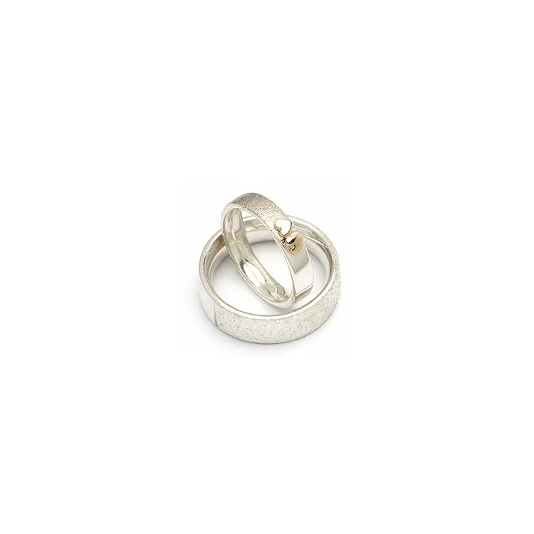 Trauringe von rs of scandinavia in Silber und Gelbgold
