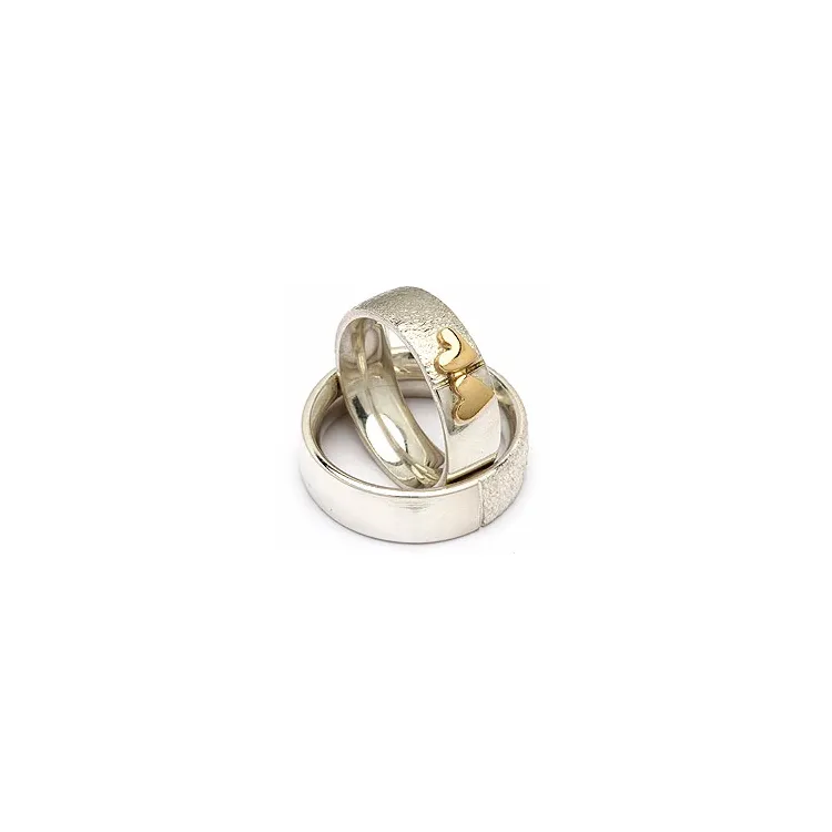 Trauringe von rs of scandinavia in Silber und Gelbgold