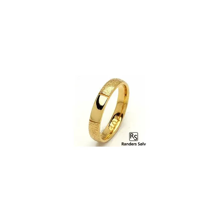 Trauring von rs of scandinavia in 14 Karat Gold