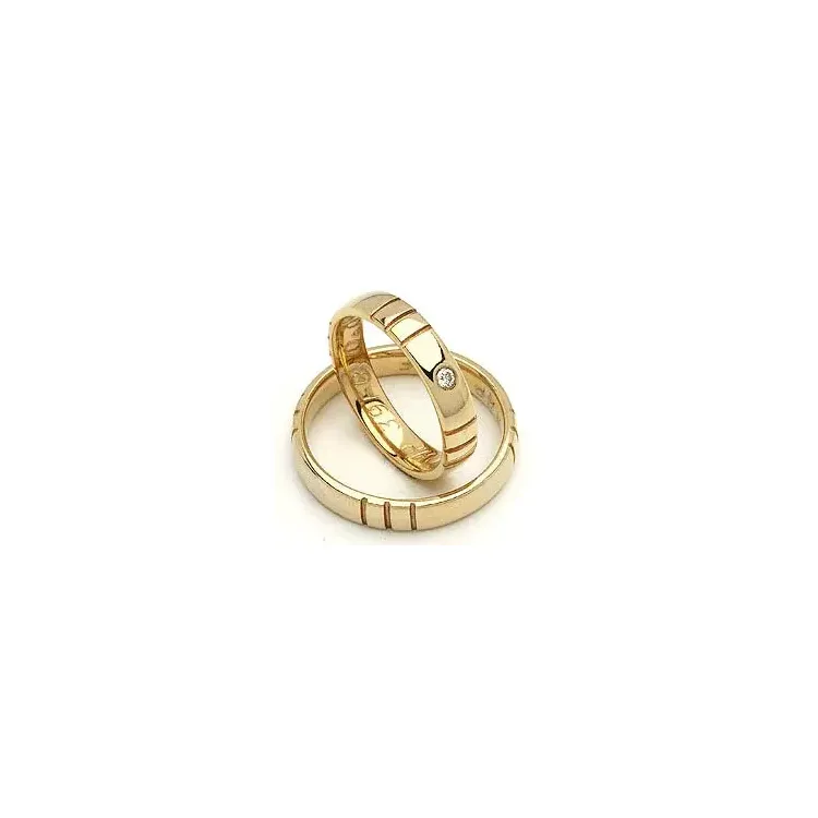 Trauringe von rs of scandinavia in 8 Karat Gold 0,02 ct