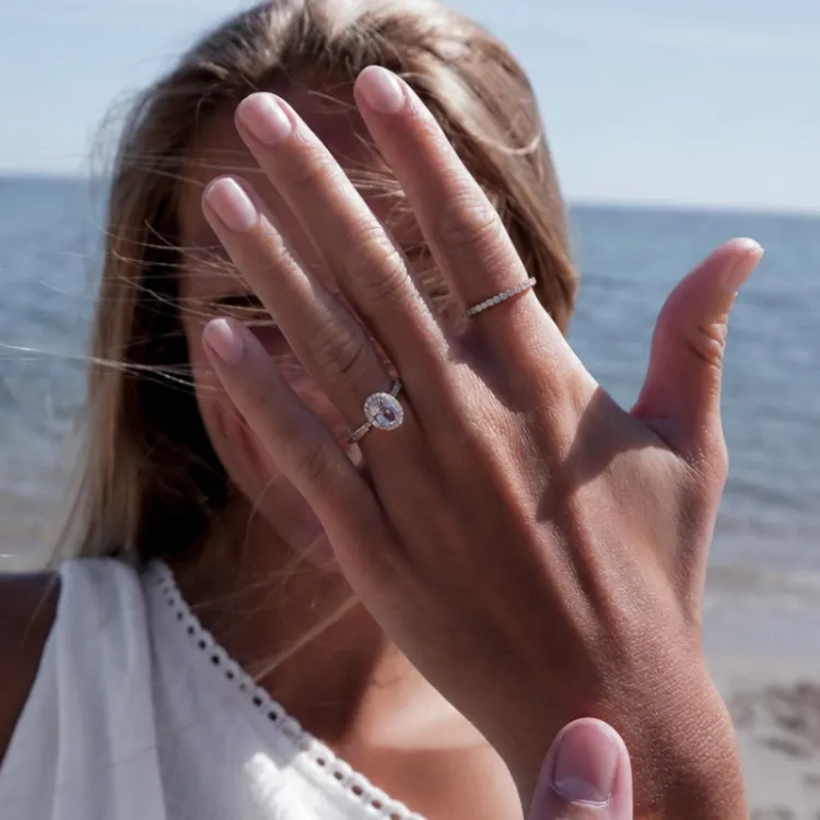 morganit Diamantring in 14 Karat Gold 1,28 ct 0,32 ct