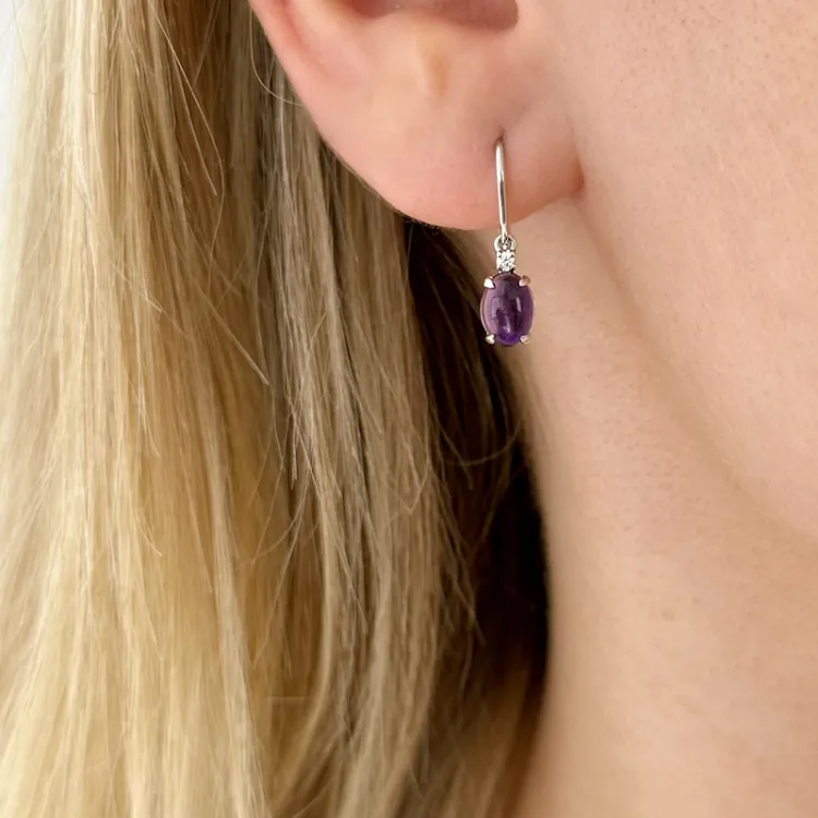 ovalen Amethyst Diamantohrringe in 14 Karat Weißgold mit Amethyst und Diamant 