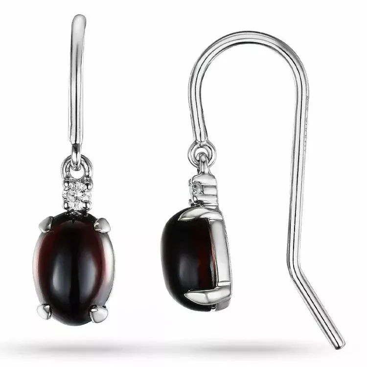 ovalen Granat Diamantohrringe in 14 Karat Weißgold mit Granat und Diamant