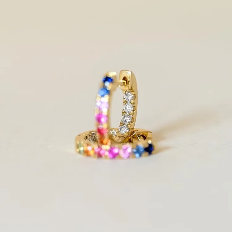 14 mm mehrfarbigen Saphir Kreole in 14 Karat Gold mit Diamant und Saphir