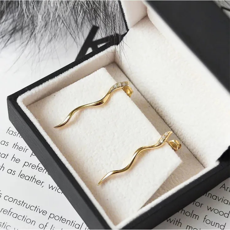 lange Diamantohrringe in 14 Karat Gold mit Diamant 