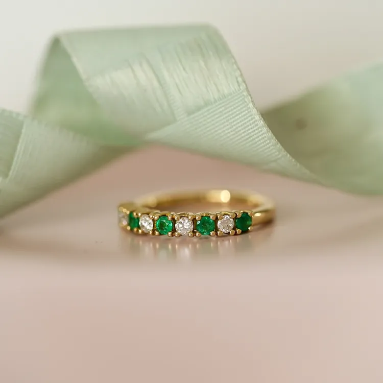 Smaragd diamantring in 14 karat gold 0,40 ct 0,24 ct