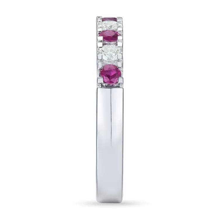 Memoirering in 14 Karat Weißgold 2 x 0,05 ct 0,22 ct