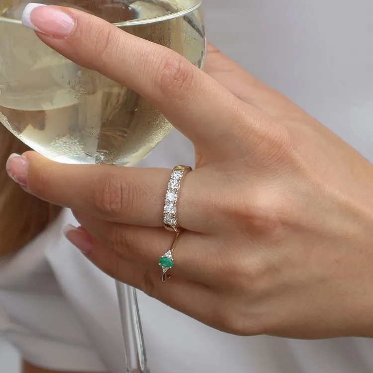 Smaragd Diamantring in 14 Karat Gold 0,25 ct 0,03 ct