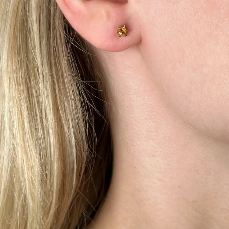 2 x 0,10 ct Citrin Solitärohrstecker in 14 Karat Gold mit Citrin