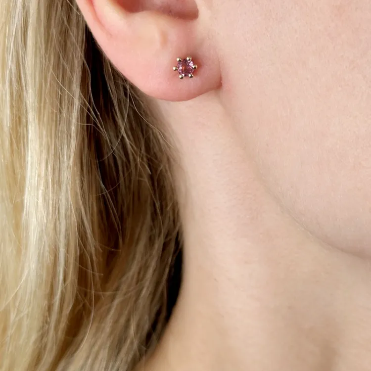 2 x 0,22 ct pink Turmalin Solitärohrstecker in 14 Karat Gold mit Turmalin