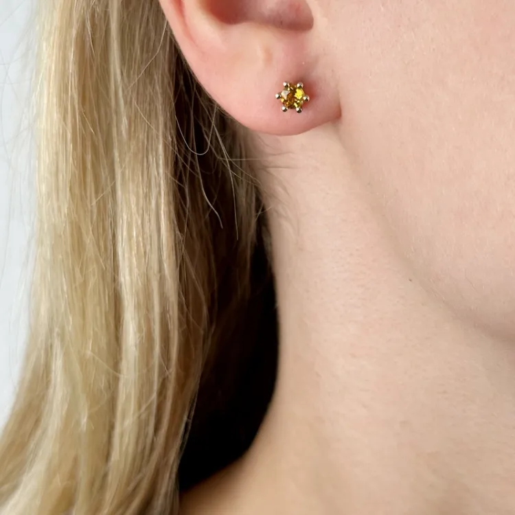 2 x 0,25 ct Citrin Solitärohrstecker in 14 Karat Gold mit Citrin