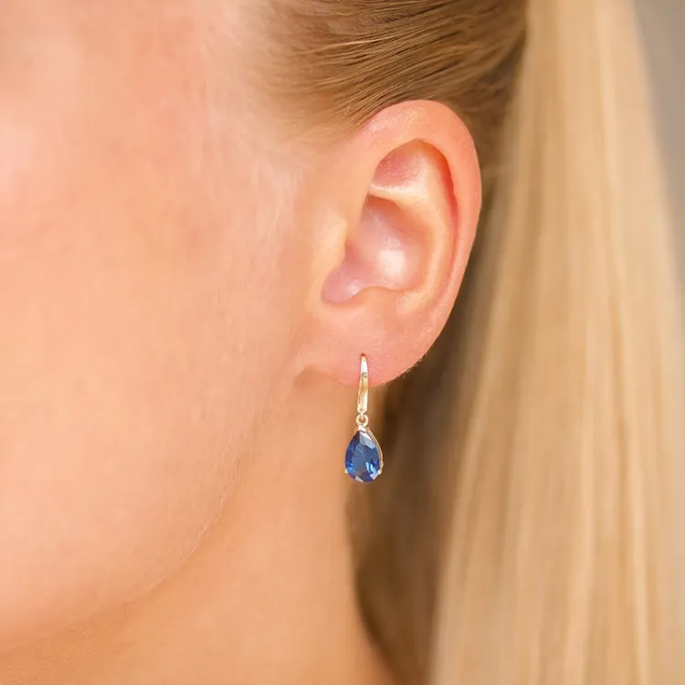 tropfenförmiger Ohrringe in 9 Karat Gold mit synthetische Saphir und Zirkon - Gold Collection