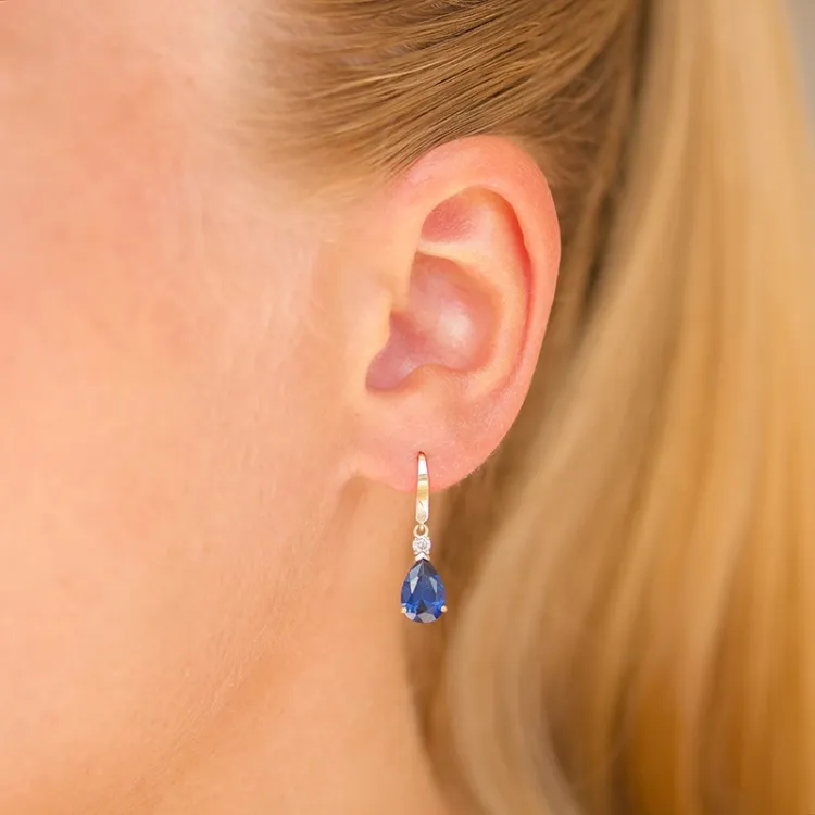 tropfenförmiger Ohrringe in 9 Karat Gold mit synthetische Saphir und Zirkon - Gold Collection