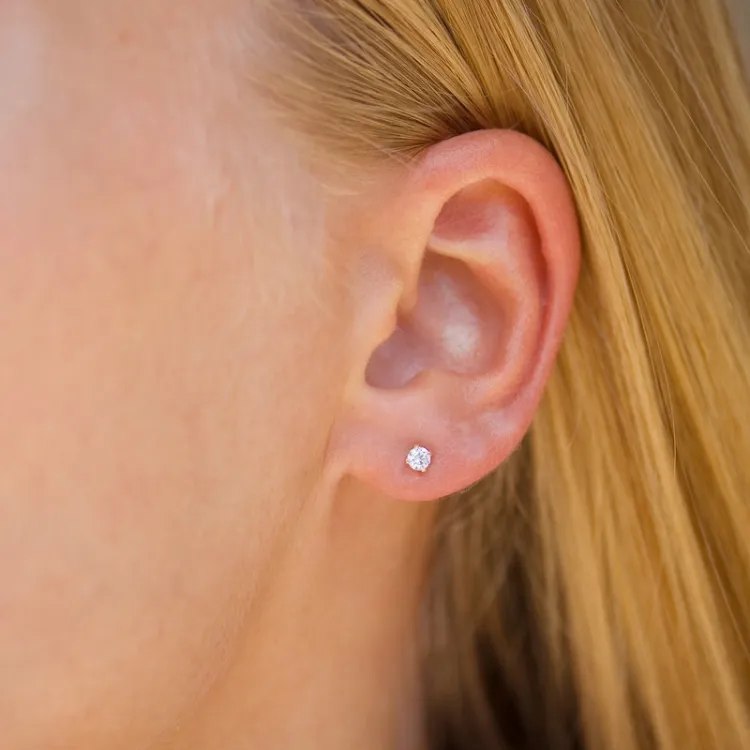1/2 Paar Ohrringe in 9 Karat Gold mit Zirkon - Gold Collection