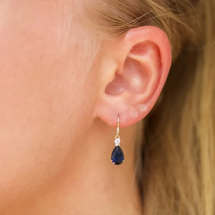 Tropfen dunkelblauem Ohrringe in 9 Karat Gold mit Zirkon und synthetische Saphir - Gold Collection