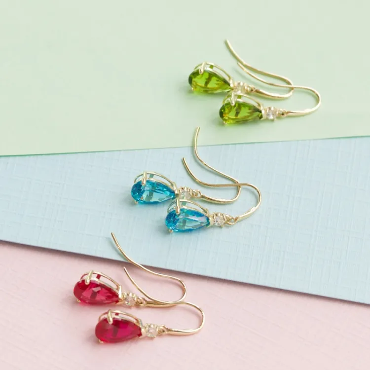 Tropfen blauem Ohrringe in 9 Karat Gold mit Zirkon und synthetische Topas - Gold Collection