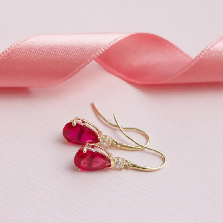 Tropfen rotem Ohrringe in 9 Karat Gold mit Zirkon und synthetische Rubin - Gold Collection