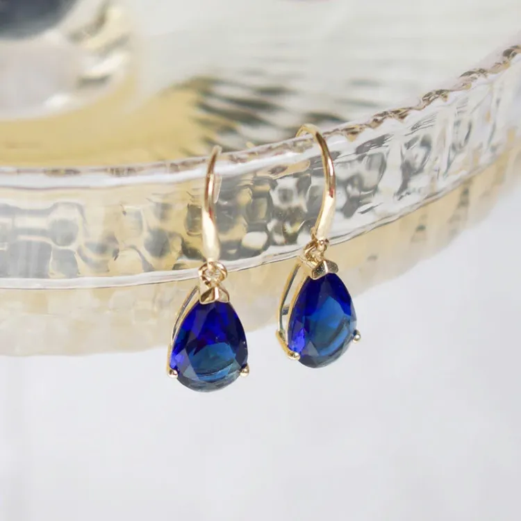 Tropfen blauem Ohrringe in 9 Karat Gold mit synthetische Saphir - Gold Collection