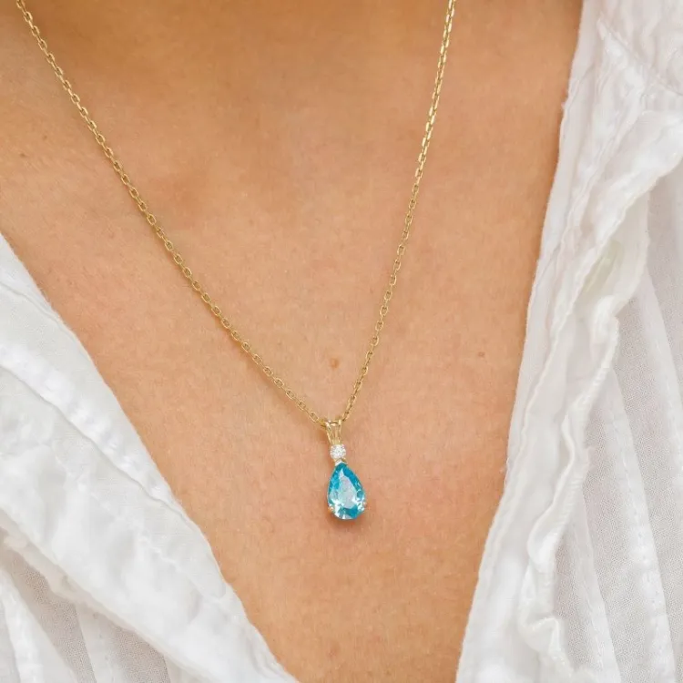 Tropfen blauem synthetische Topas Anhänger aus 9 Karat Gold - Gold Collection