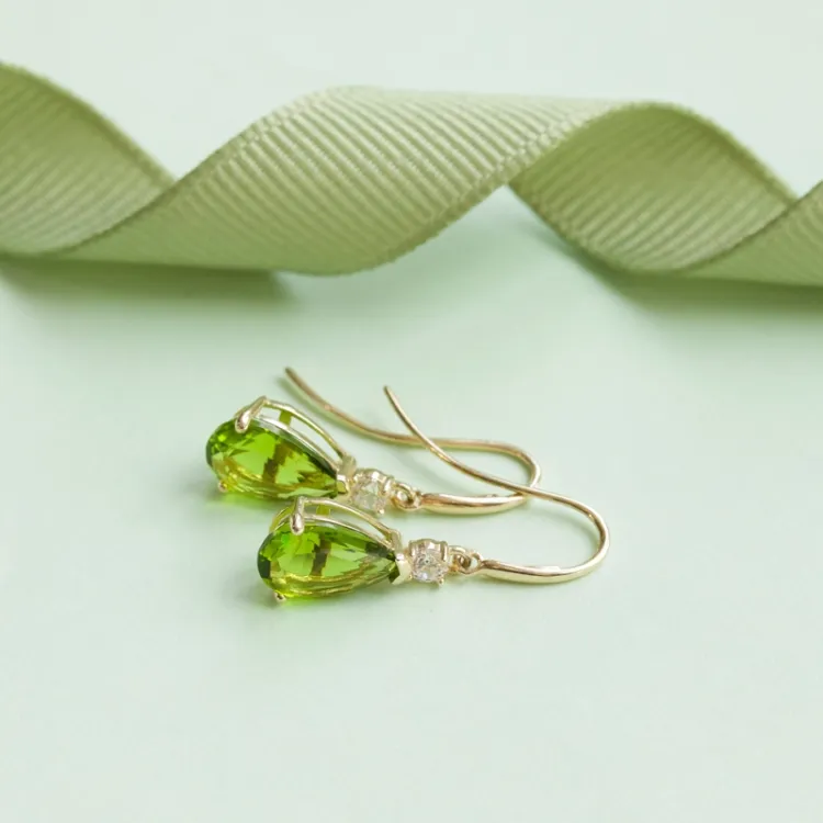 Tropfen Ohrringe in 9 Karat Gold mit Zirkon und Zirkon - Gold Collection