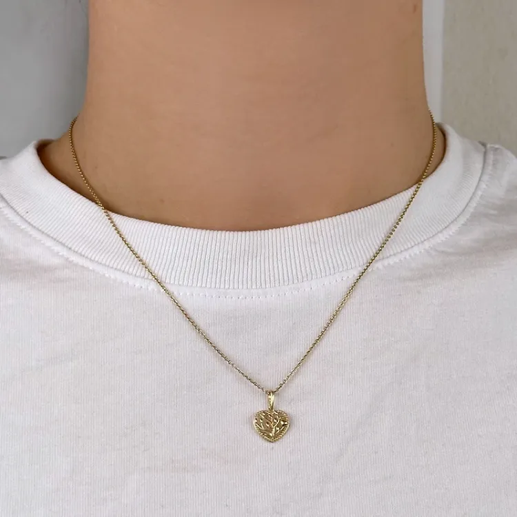Herz Lebensbaum Anhänger aus 9 Karat Gold