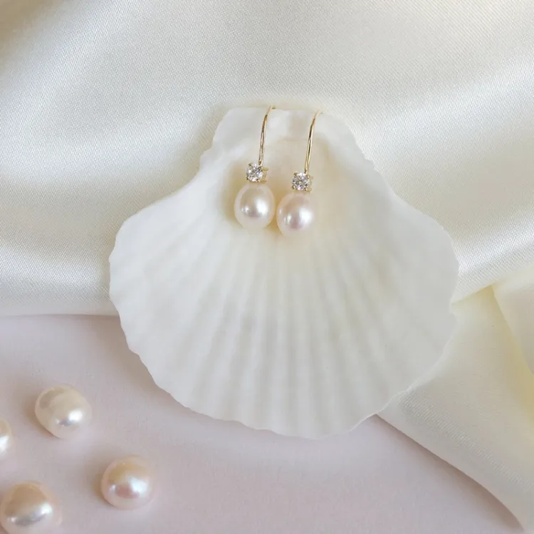 Tropfen Ohrringe in 14 Karat Gold mit Zirkon - Gold Collection
