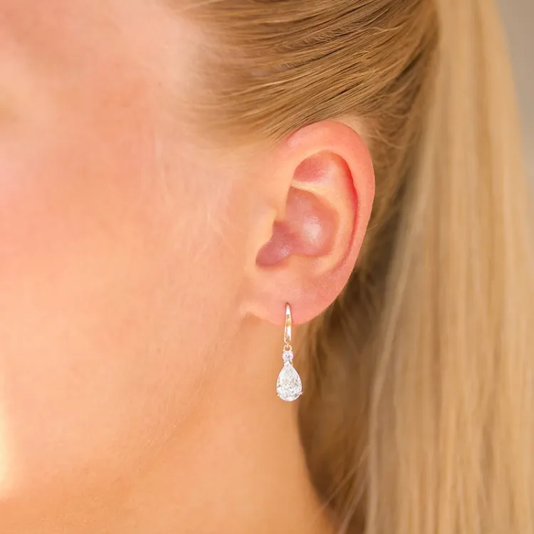 tropfenförmiger Ohrringe in 14 Karat Gold mit Zirkon - Gold Collection