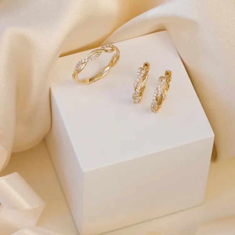 Diamant Ring in 14 Karat Gold 0,15 ct