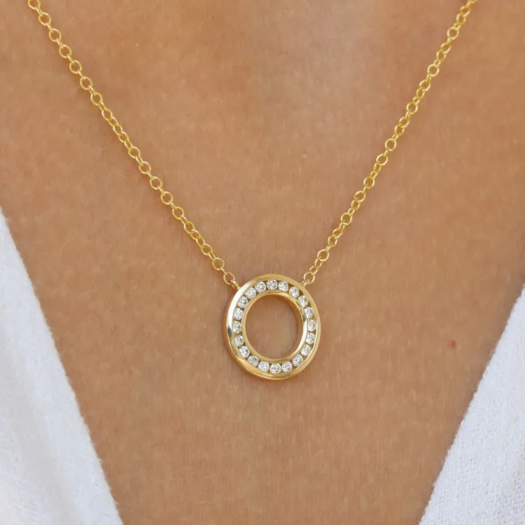 45 cm Halskette mit Anhänger aus 14 Karat Gold 0,20 ct