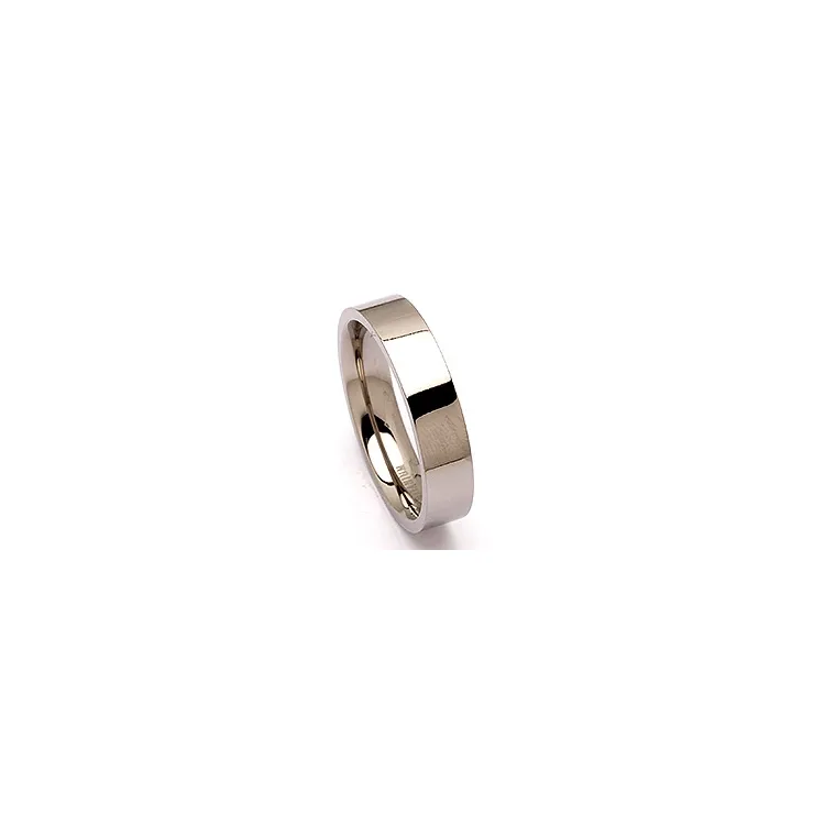 Ring aus Titan