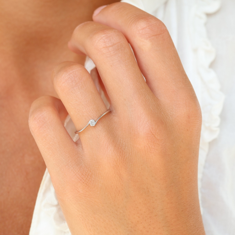 lab grown Diamant Solitärring aus rhodiniertem Silber