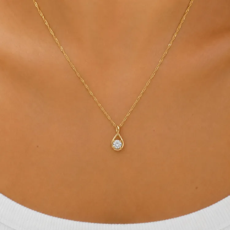 45 cm Halskette mit Anhänger aus vergoldetem Silber 0,062 ct