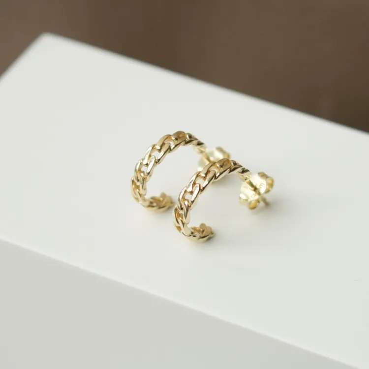 Halbkreolen in 9 Karat Gold - Gold Collection
