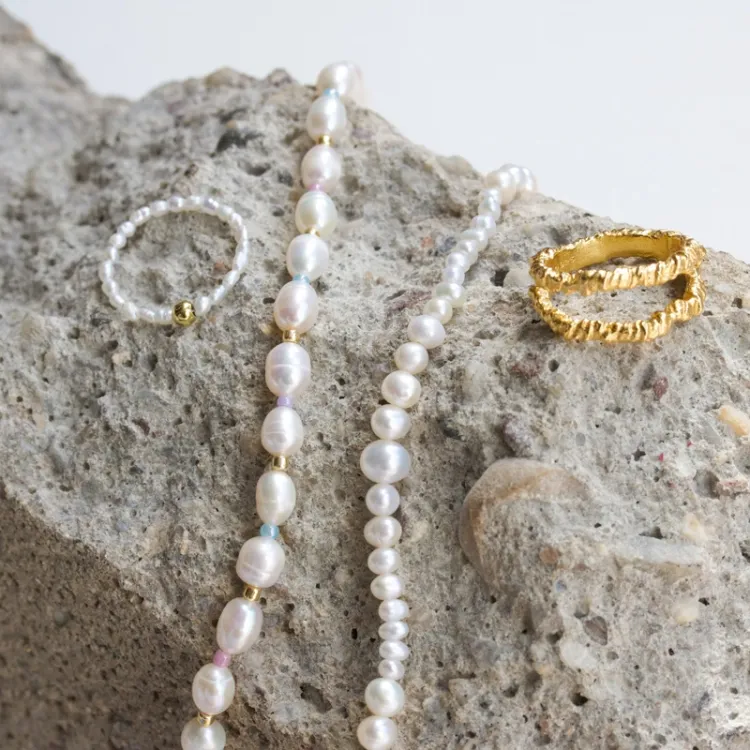 Hultquist Pastel pearl Perle Armband in vergoldetem Sterlingsilber