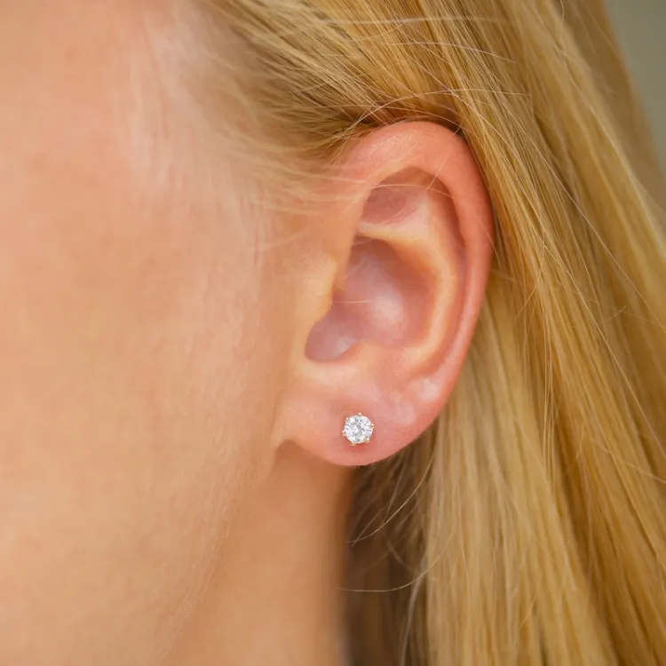 4 mm Zirkon Ohrstecker in 9 Karat Gold mit Zirkon - Gold Collection
