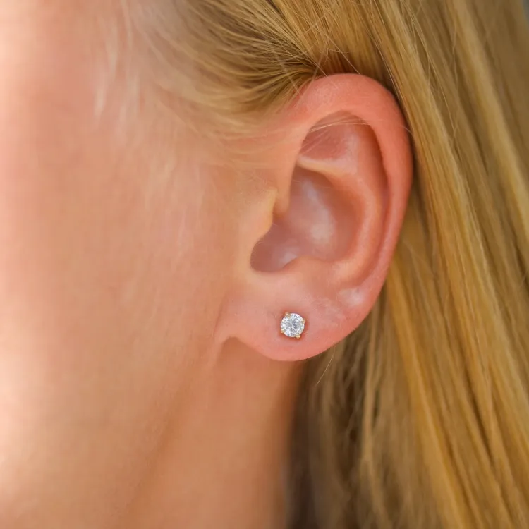 4 mm Zirkon Ohrstecker in 9 Karat Gold mit Zirkon - Gold Collection
